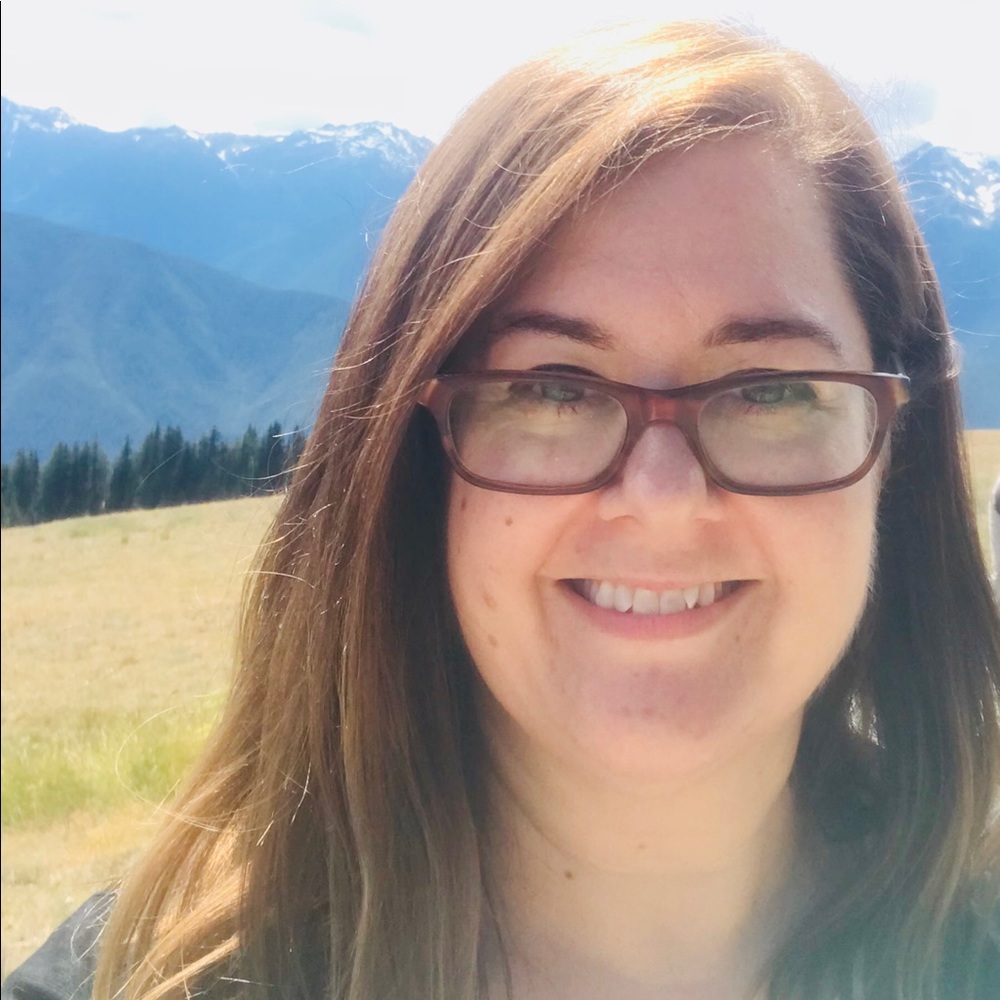 Meet your Posher, Stephanie